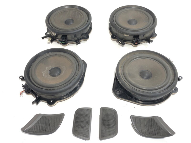 Reproduktory sada Audi A4 B6 Avant (8E5) 2000 - 2005 8E0035411 8E0035399
