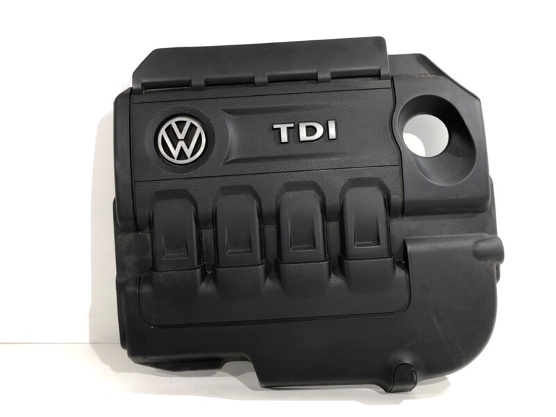 Víko / kryt motoru VW Golf VII (5G1, BQ1, BE1, BE2) 2012 - 2022 04L103925K