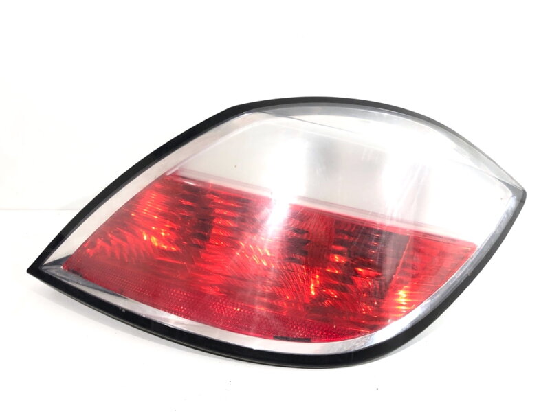 Světlo pravé zadní Opel Astra H (A04) 2004 - 2014 24451837