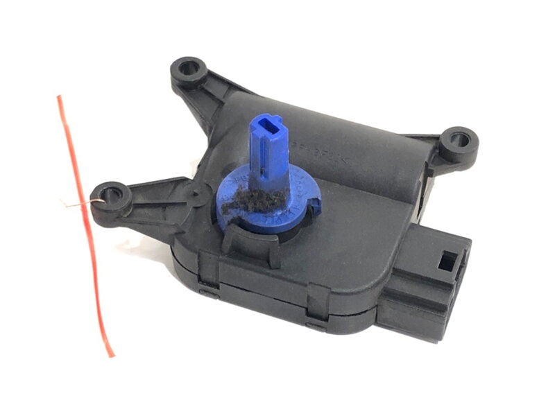 Motor radiátoru topení Audi A4 B6 (8E2) 2000 - 2005 0132801305