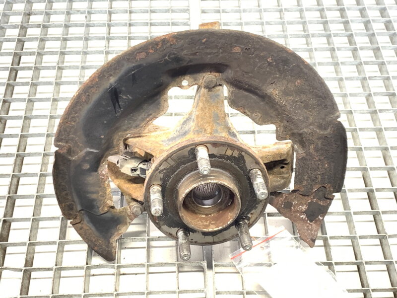 Otoč levá přední Volvo V50 (545) 2003 - 2012