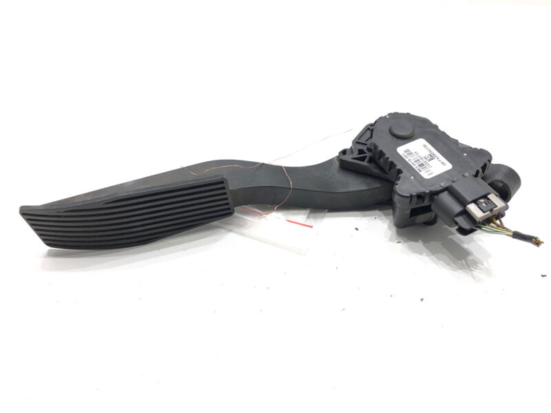 Plynový pedál Opel Meriva B (MPV) (S10) 2010 - 2017 39050156