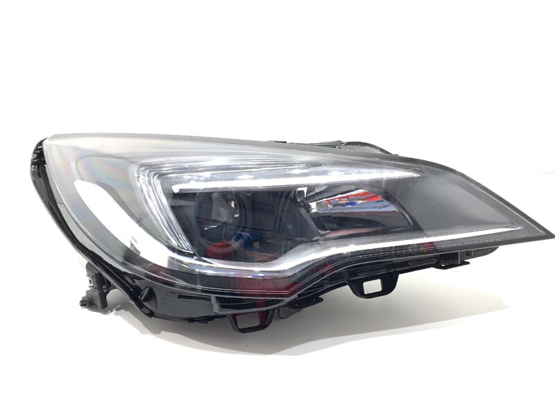 Světlo pravé přední Opel Astra K (B16) 2015 - 2022