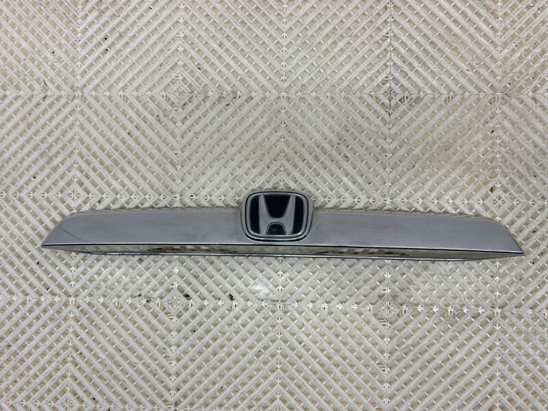 Lišta víka kufru zadní Honda Cr-v III (RE_) 2006 - 2022 74890-SWW-E012-C1