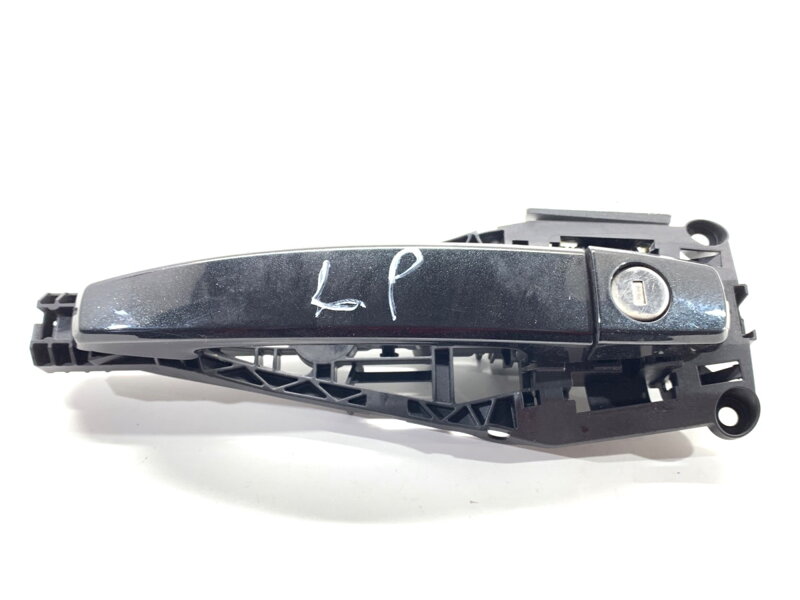 Klika vnější levá přední Opel Mokka / Mokka X (J13) 2012 - 2022