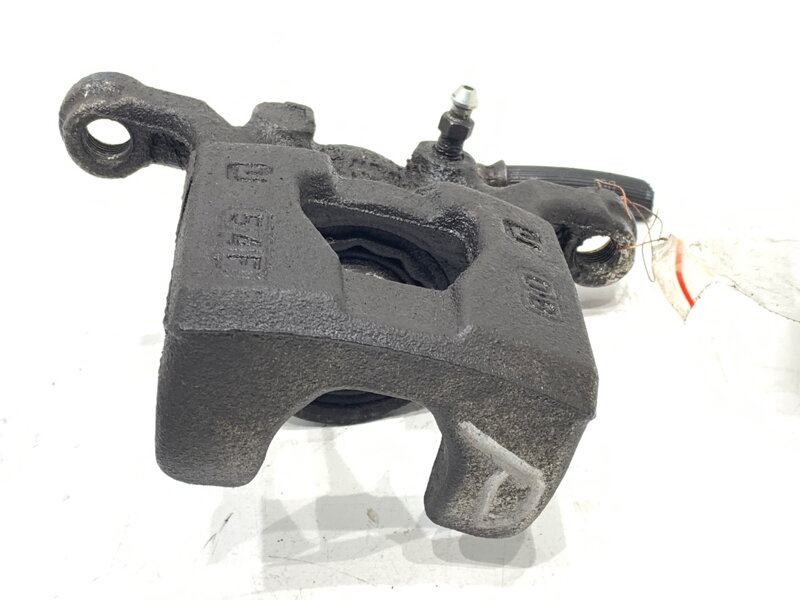 Brzdový třmen pravý zadní Nissan Juke (F15) 2010 - 2022