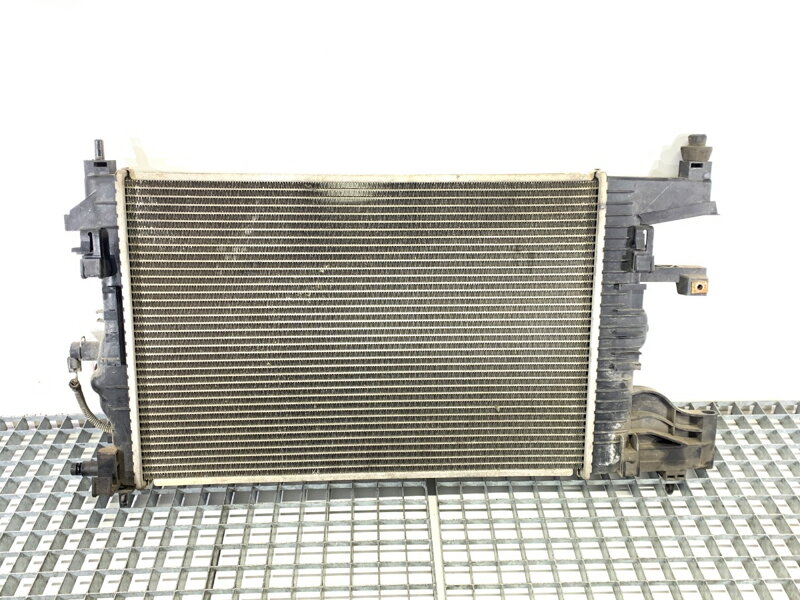 Chladič vody Opel Astra J (P10) 2009 - 2015 630725