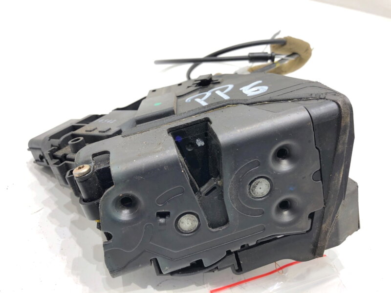 Zámek dveří pravý přední Mazda 3 Sedan (BK) 1999 - 2009 3N6AA21812D