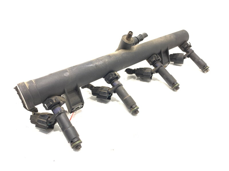 Vstřikovací rampa Citroen C4 Grand Picasso I (UA_) 2006 - 2013 9628084680