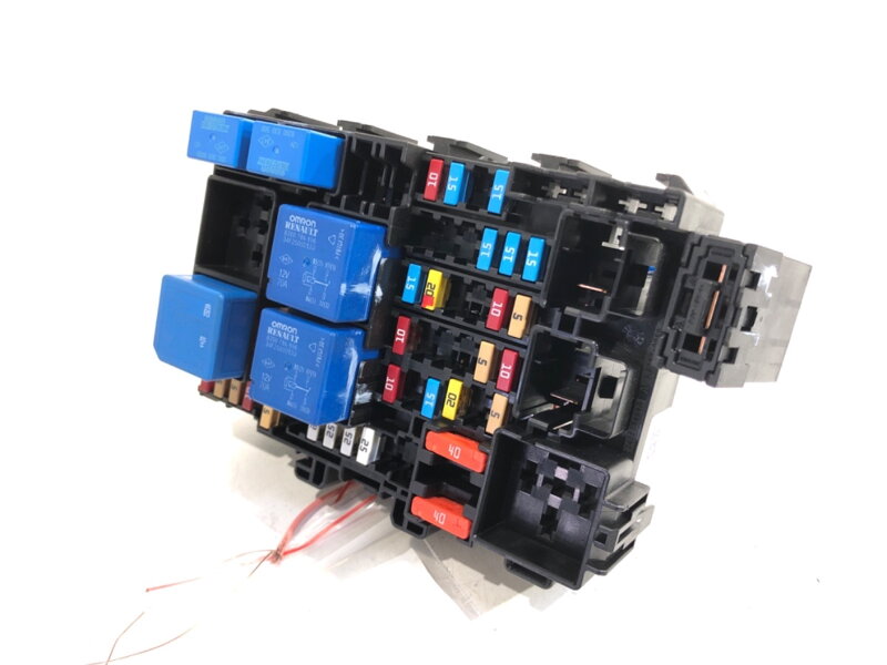 Pojistková skříňka Renault Clio V (B7_) 2019 - 2022 243805499R