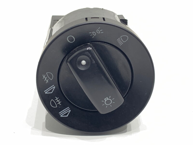 Spínač světel Audi A4 B6 (8E2) 2000 - 2005 8E0941531A