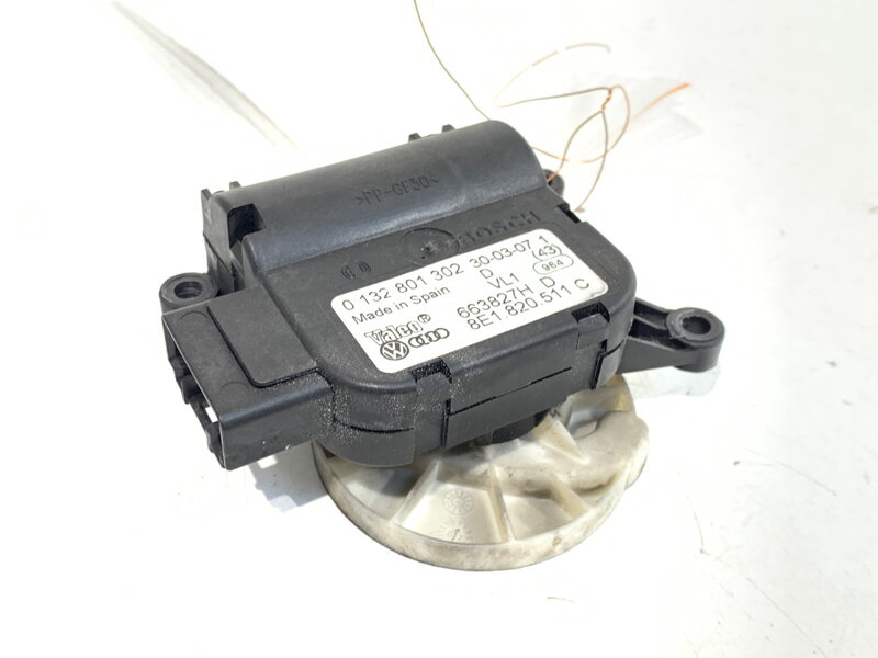 Motor radiátoru topení Audi A4 B7 Avant (8ED) 2004 - 2008 8E1820511C