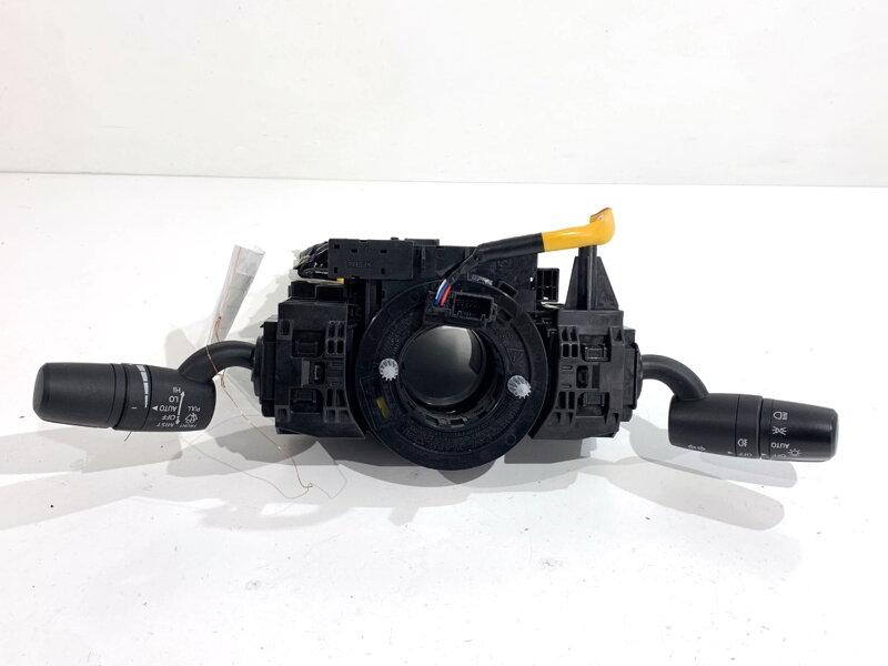 Přepínač sdružený Mazda 6 Sedan (GJ, GL) 2012 - 2022 662F-SKE13301