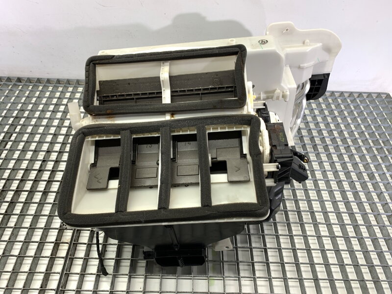 Radiátor topení Mazda 6 Sedan (GJ, GL) 2012 - 2022 GHR9E