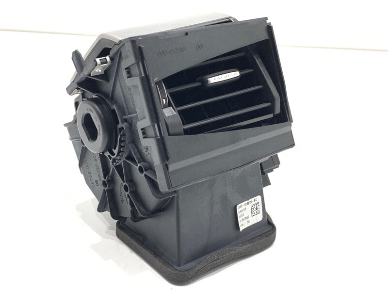 Mřížka ventilace levá přední Jaguar XF II (X260) 2015 - 2022 GX63-018B09-AC