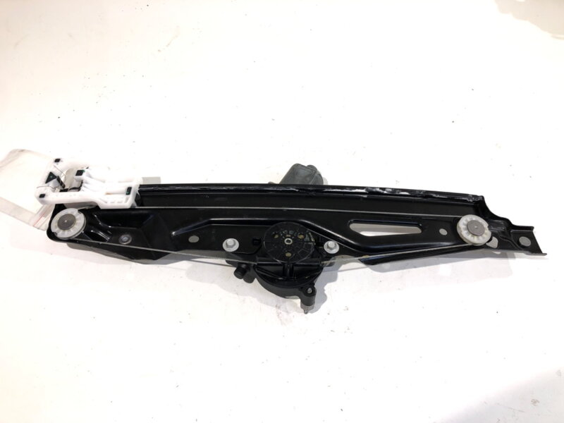 Stahovačka okna levá zadní BMW X2 (F39) 2017 - 2022 7413052