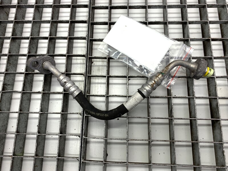 Hadice klimatizace Volvo V40 Liftback (525, 526) 2012 - 2022