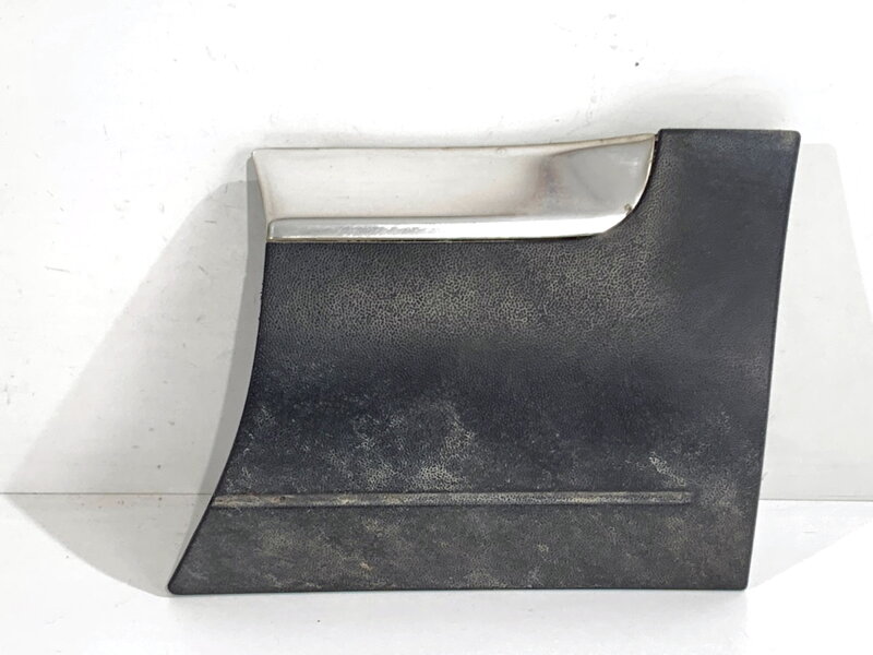 Lišta blatníku přední pravá VW Touareg (7LA, 7L6, 7L7) 2002 - 2013 7L6854960A