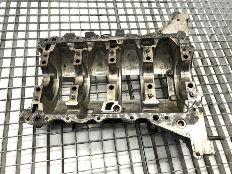 Základna hřídele vana posrednia Citroen Berlingo (B9) 2008 - 2022 9685737310