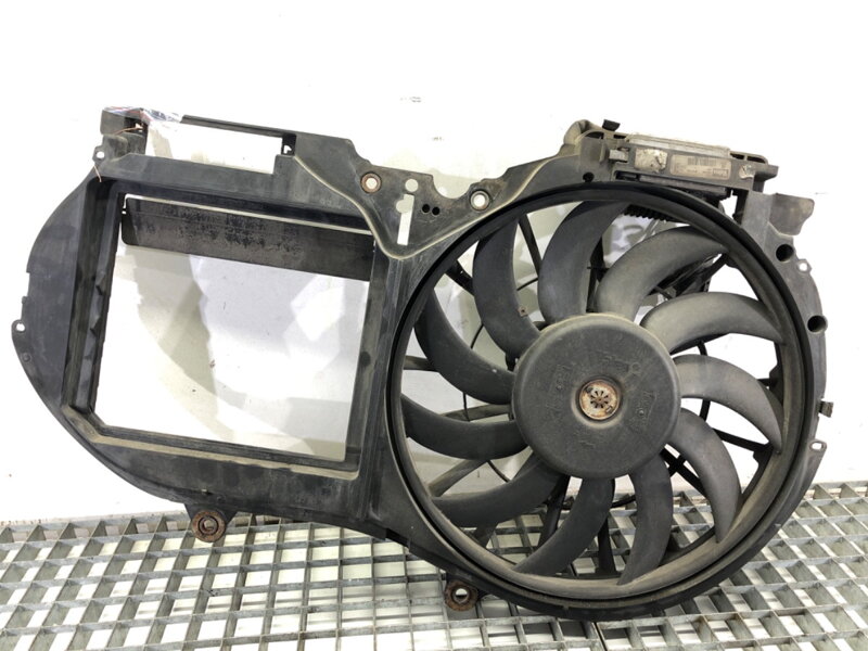 Ventilátor chladiče Audi A6 C5 (4B2) 1997 - 2005 4B0121205B