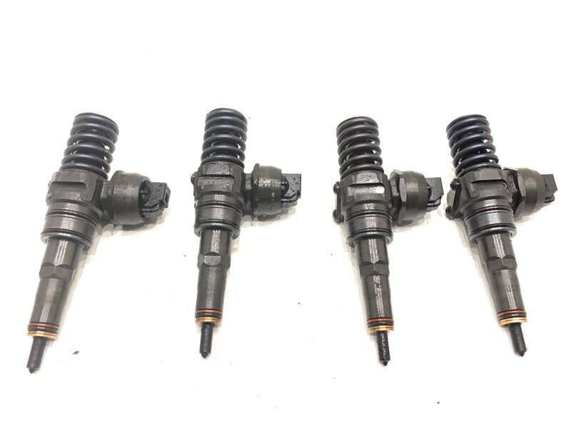 Vstřikovače sada VW Passat B6 (3C2) 2005 - 2010 038130073AG