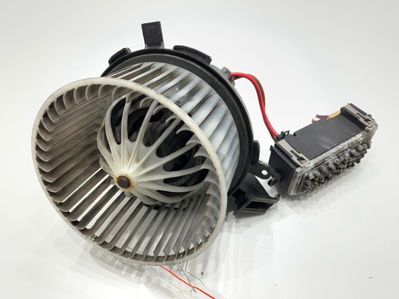 Ventilátor topení Audi A4 B8 (8K2) 2007 - 2015 8K0820521