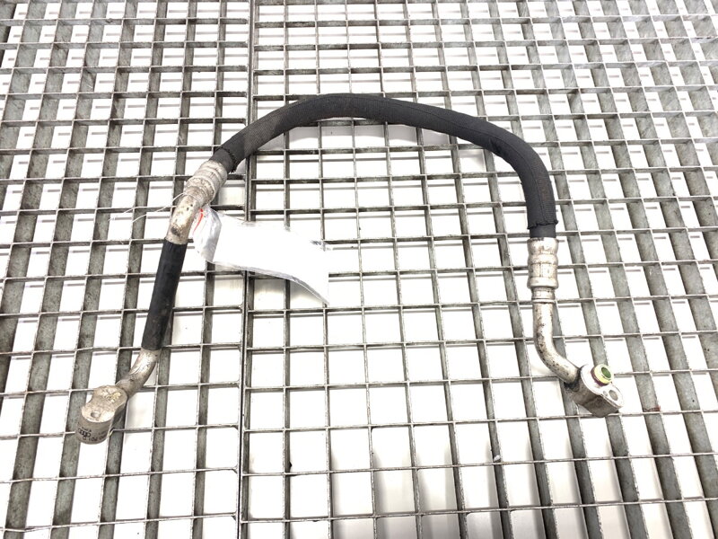 Hadice klimatizace Audi A4 B8 (8K2) 2007 - 2015 8K0260701D