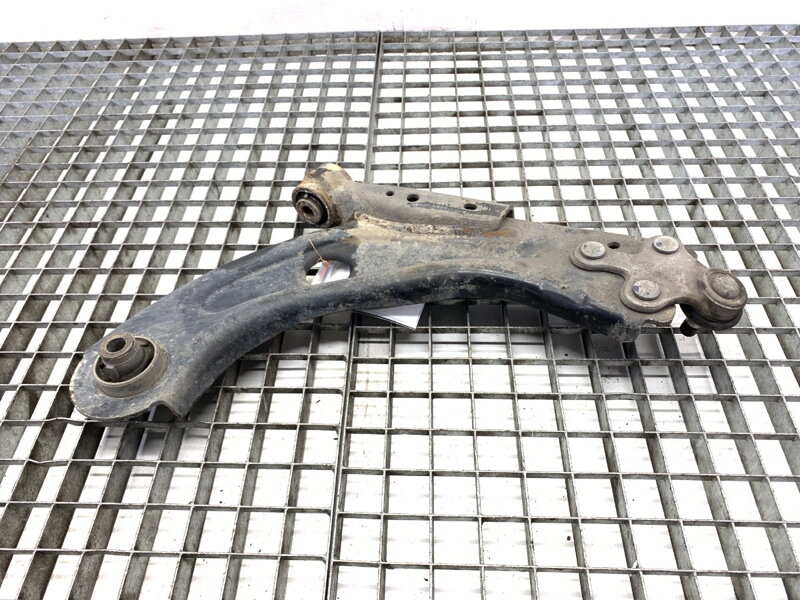 Rameno levé přední Peugeot 308 SW III (FC_, FJ_, FR_, F4_) 2021 - 2022