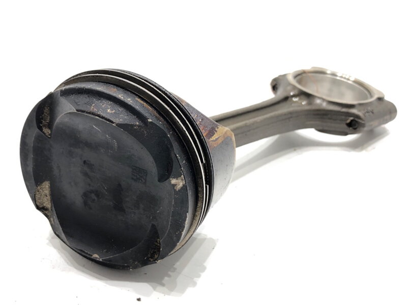 Píst S ojnicí Peugeot 308 SW III (FC_, FJ_, FR_, F4_) 2021 - 2022 9807260380