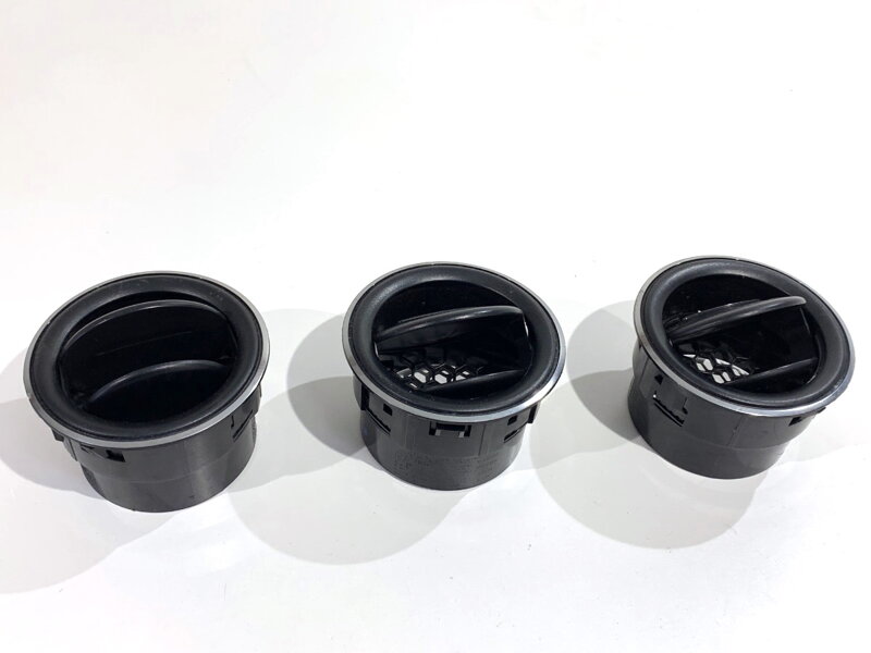 Mřížka ventilace přední Dacia Duster (HM_) 2017 - 2022 687603688R