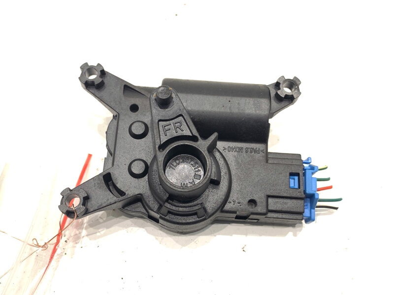 Motor radiátoru topení Audi Q7 (4LB) 2006 - 2016 52411483R04