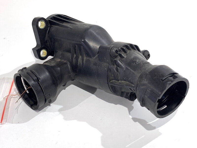 Potrubí vody Audi A4 B9 Avant (8W5, 8WD) 2015 - 2025 04L121111H