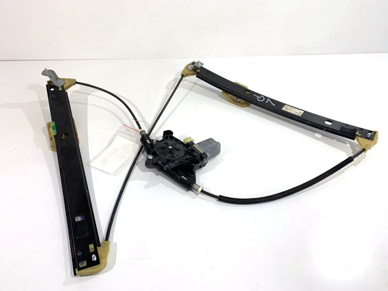 Stahovačka okna levá přední Audi A4 B9 Avant (8W5, 8WD) 2015 - 2025 8W0837461