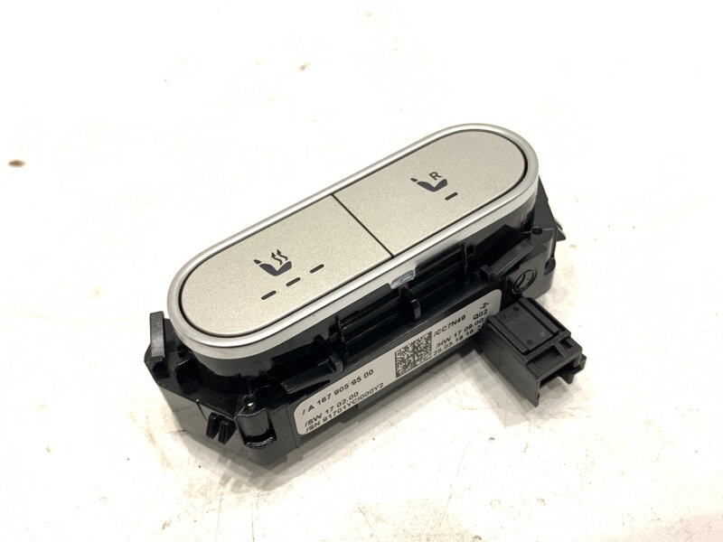 Přepínač vyhřívání sedadel Mercedes-benz GLE (V167) 2018 - 2022 A1679059500