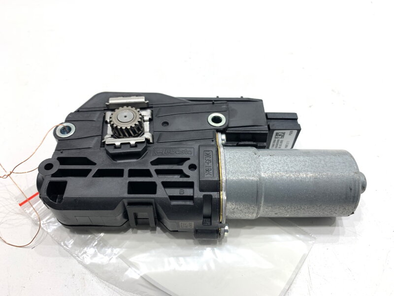 Motor střešního okna Mercedes-benz GLE (V167) 2018 - A2139067003