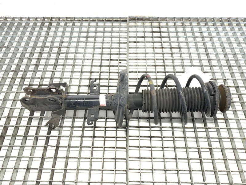 Tlumič pravý přední S pružinou Renault Captur II 2020 - 2022