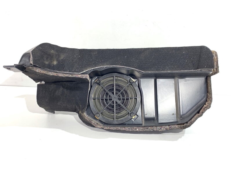 Subwoofer Audi Allroad C5 (4BH) 2000 - 2005 4B9035382A