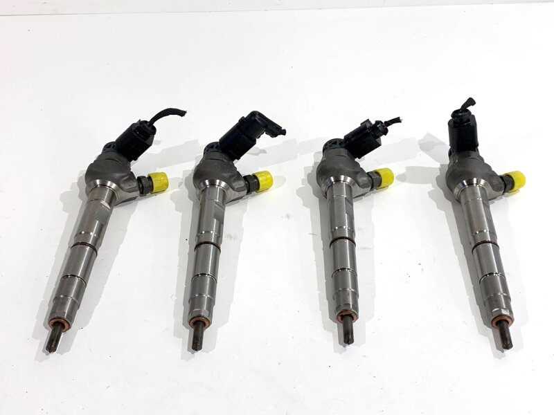 Vstřikovače sada Audi A4 B9 Avant (8W5, 8WD) 2015 - 2025 04L130277AC