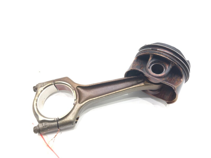 Píst S ojnicí BMW 3 (F30, F80) 2011 - 2018 7620971