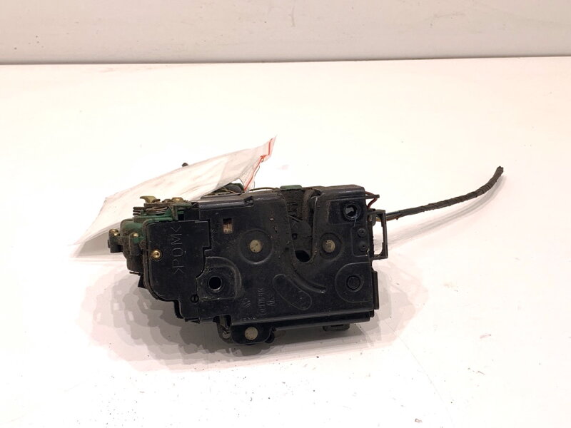 Zámek dveří levý přední VW Transporter V Autobus (7HB, 7HJ, 7EB, 7EJ) 2003 - 2015 3B1837015AM