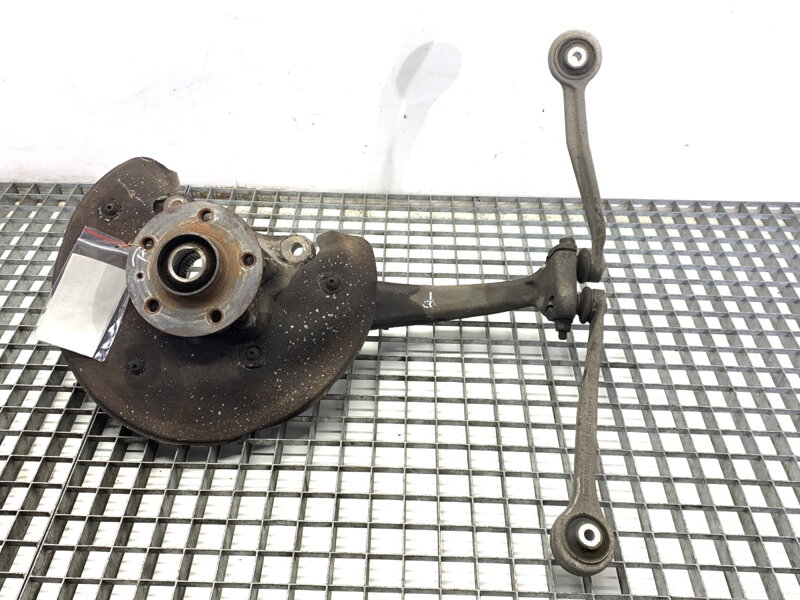 Otoč pravá přední Audi Q5 (8RB) 2008 - 2017 8K0407242Q