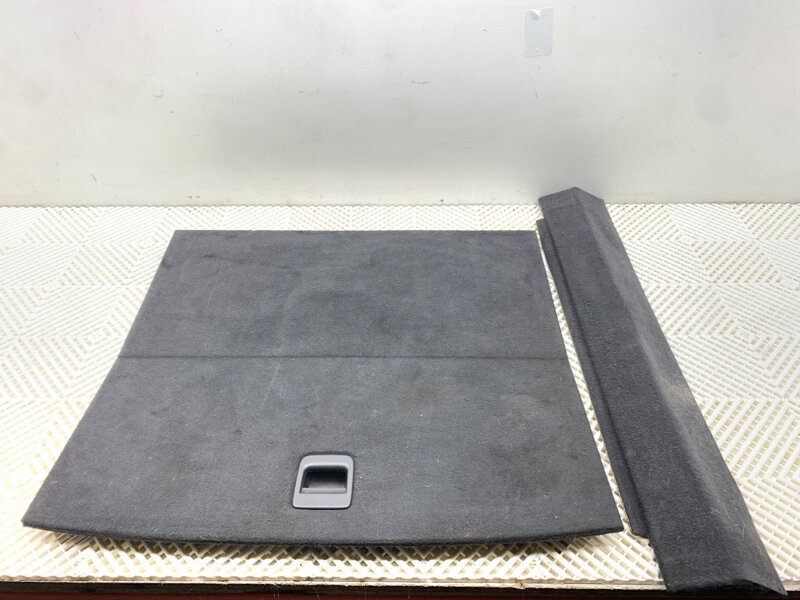 Koberec kufru Audi Q5 (8RB) 2008 - 2017 8R0861531A