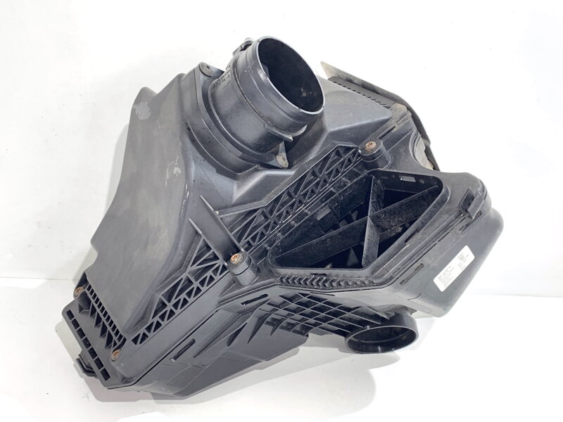 Kryt filtru vzduchu Audi Q5 (8RB) 2008 - 2017 8K0133843E