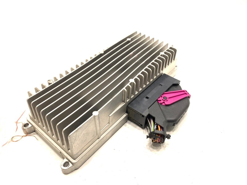 Zesilovač rádia Audi Q5 (8RB) 2008 - 2017 8R0035223G