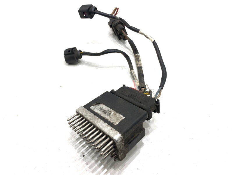 Modul ventilátoru Audi Q5 (8RB) 2008 - 2017 8K0959501E