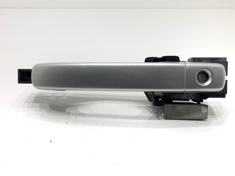 Klika vnější levá přední Nissan Qashqai / Qashqai + 2 I (J10, NJ10, JJ10E) 2006 - 2014