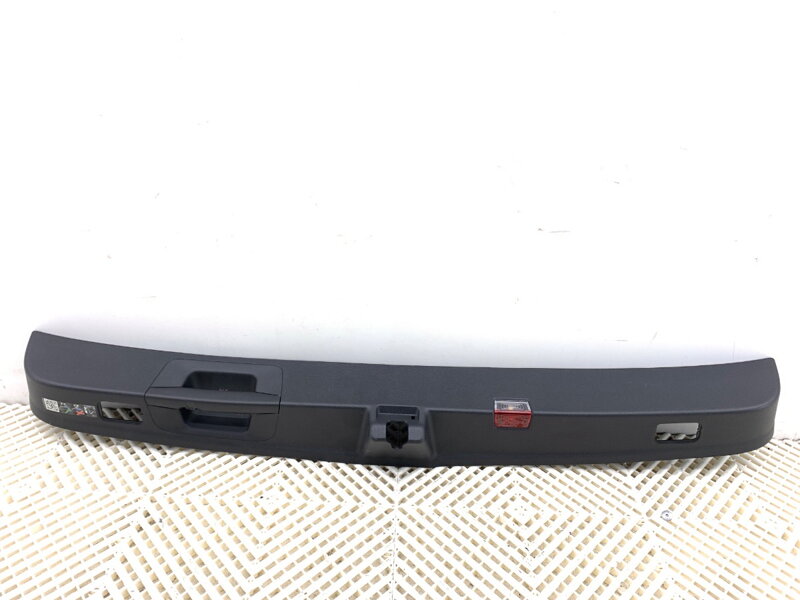 Kryt čela zadního kufru Mercedes-benz GLE (V167) 2018 - A1677402600