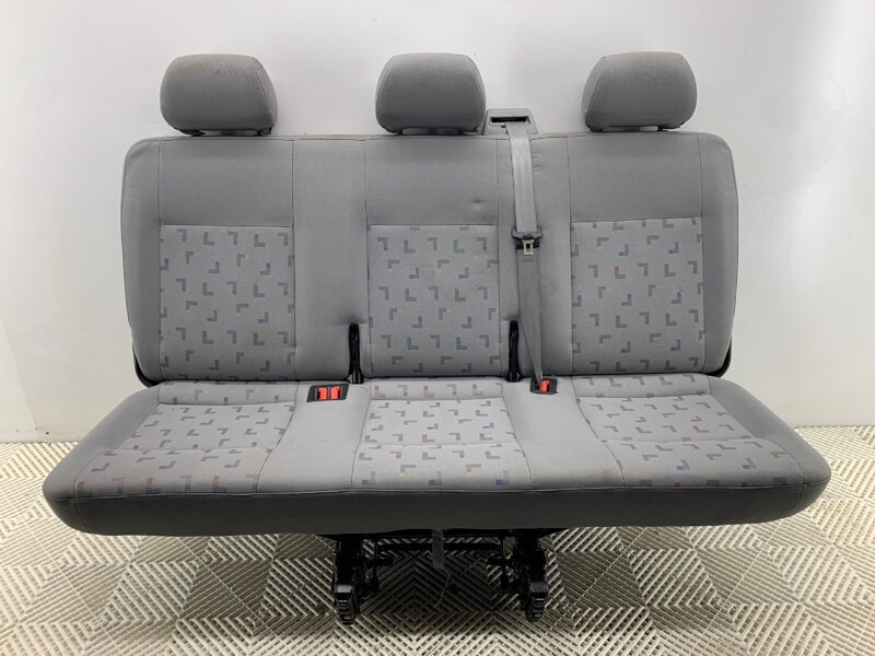 Lavice / sedačka třetí řada VW Transporter V Autobus (7HB, 7HJ, 7EB, 7EJ) 2003 - 2015