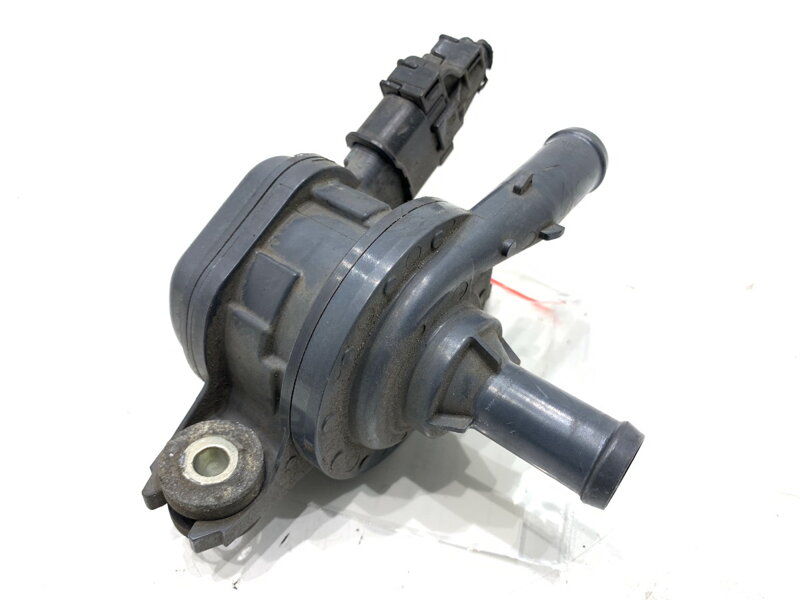 Přídavná vodní pumpa Toyota Corolla Sedan (_E21_) 2019 - 2022 G9040-47040