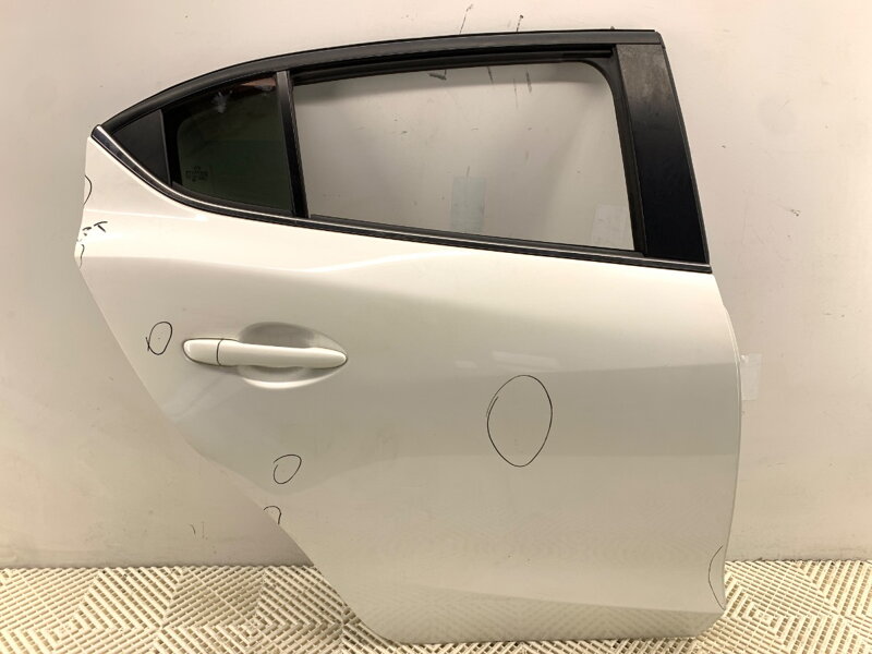 Dveře pravé zadní Mazda 3 (BM, BN) 2013 - 2022 25D